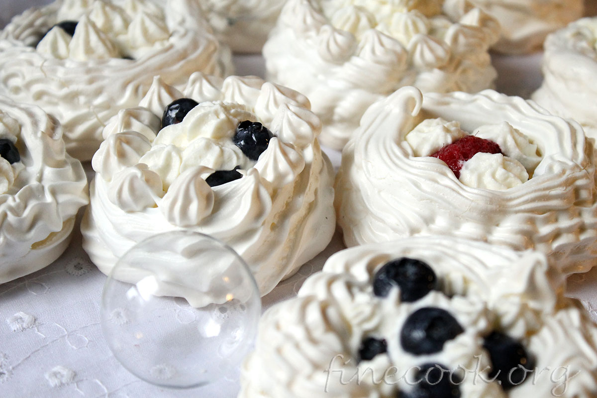 Пирожные Павлова