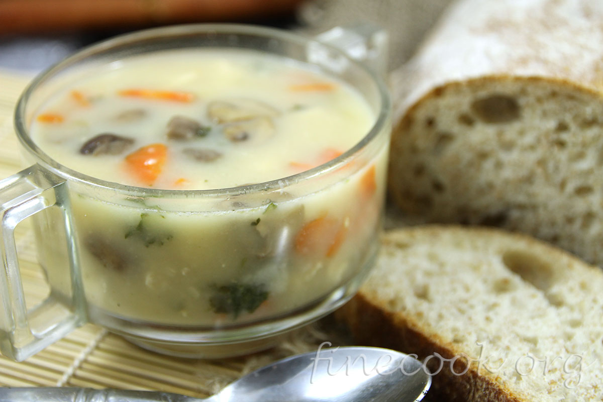 Куриный суп с морковью Куриный суп с морковью